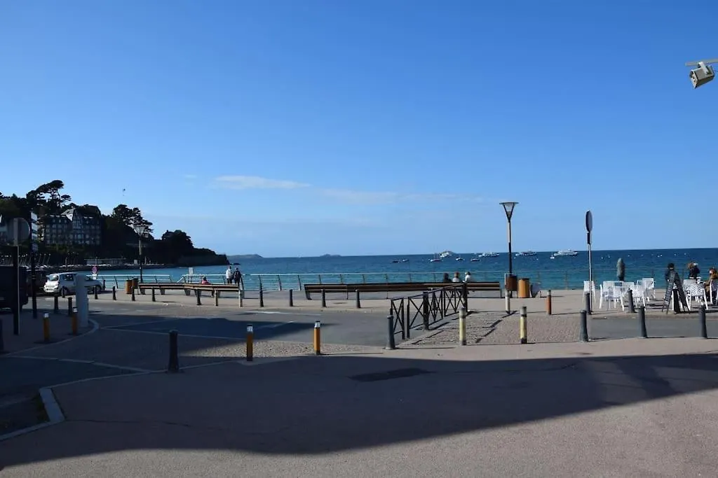 Appt Perros Guirec Sur Plage Trestraou Et Cote Granit Rose شقة بيرو جْييريك