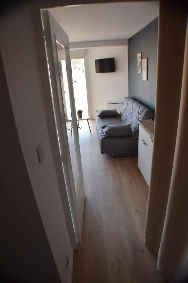 Appt Perros Guirec Sur Plage Trestraou Et Cote Granit Rose شقة بيرو جْييريك
